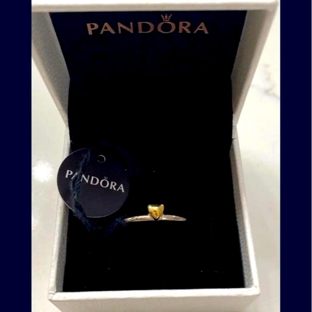 Pandora 14K Gold Heart Ring